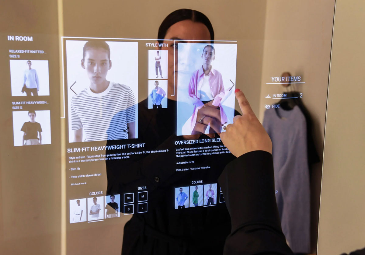 Augmented Reality (AR)